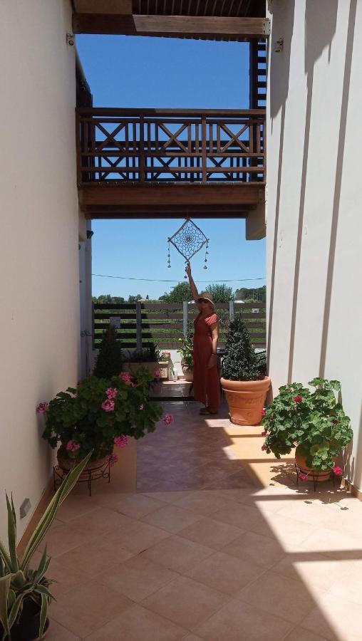 Giovanni Mare Kourouta Exteriör bild